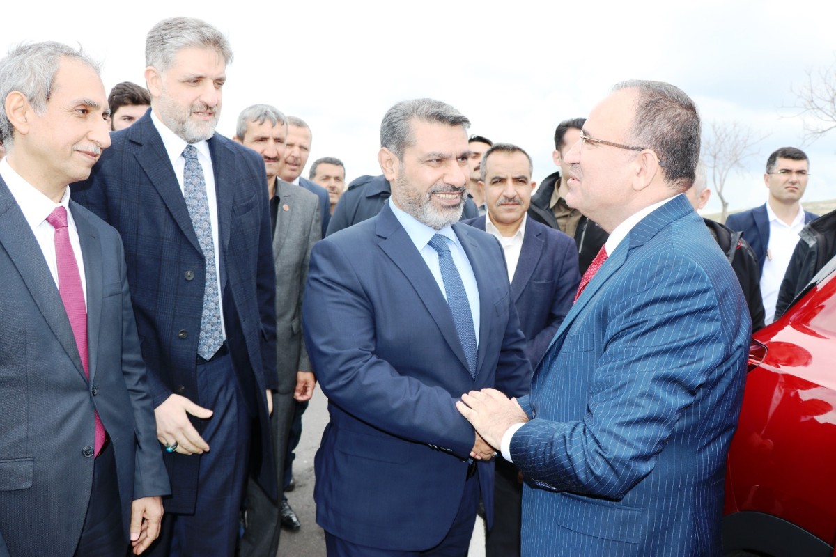 ŞANLIURFA'DA AK ADAYLARA DEV KARŞILAMA