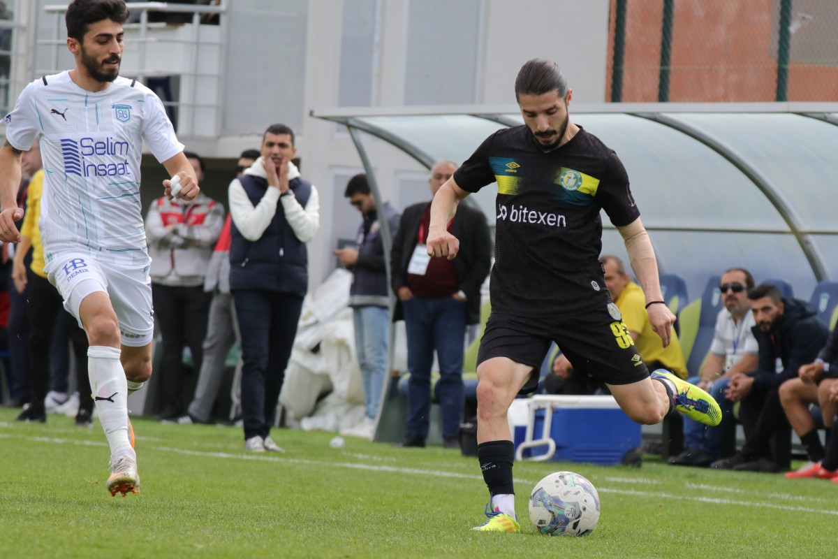 Şanlıurfaspor Arnavutköy karşılaşmasında 6-0 galibiyetle ayrıldı.