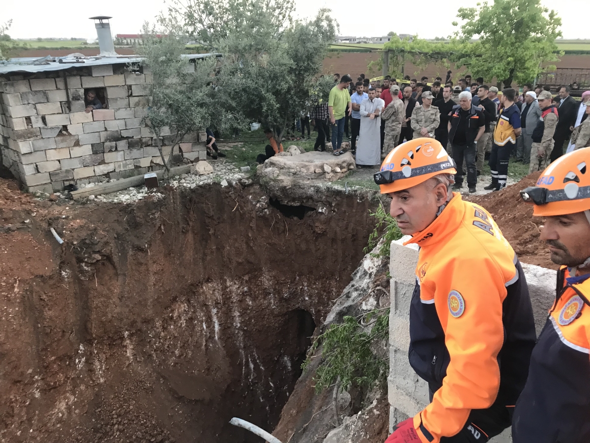 Şanlıurfa'da su kuyusuna düşen çocuk kurtarıldı