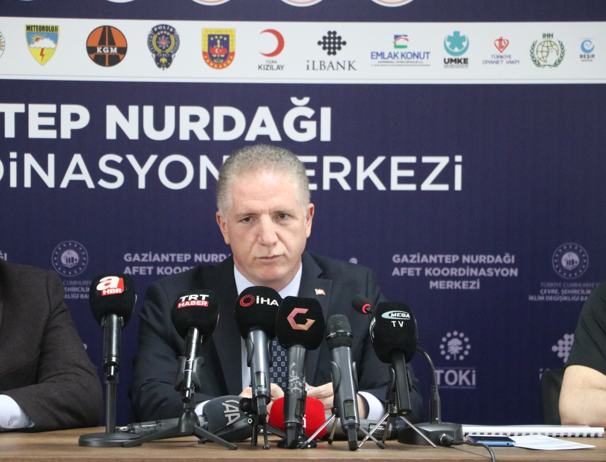 Gaziantep'teki hak sahibi tüm depremzedelere konteynerleri teslim edildi