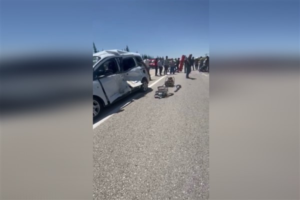 Konya’da 3 aracın karıştığı kazada 4 kişi yaralandı