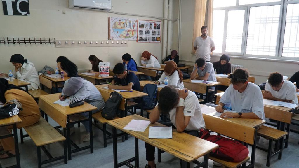 HALİLİYE BELEDİYESİNDEN GENÇLERE YÖNELİK ÜCRETSİZ DENEME SINAVLARI 