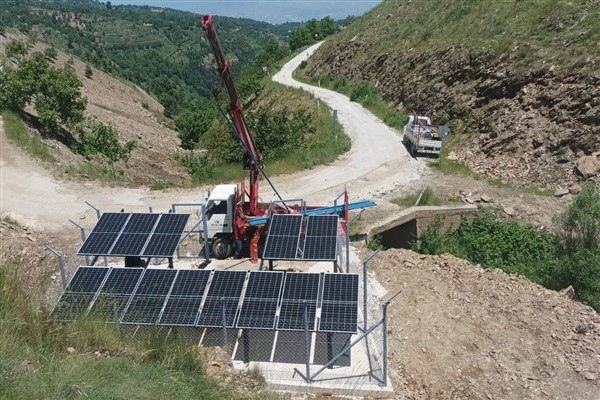 İZSU, güneş enerjisi ile çalışan içme suyu kuyularını hizmete aldı