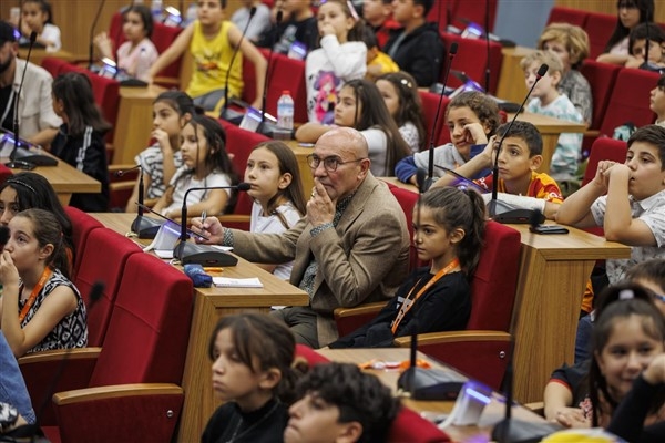 Çocuk Belediyesi’nin ilk meclis toplantısı yapıldı
