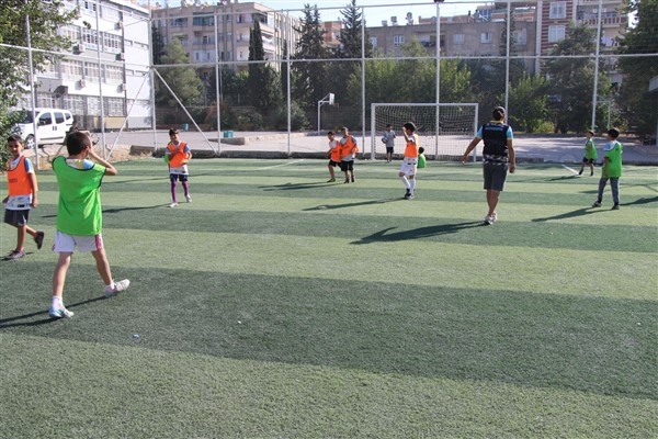 Genç sporculardan Başkan Canpolat’a teşekkür