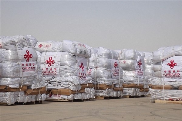 Çin'den Afganistan'a ilave yardım malzemeleri