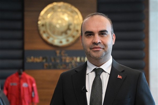Bakan Kacır, Türkiye-Türkmenistan İş Forumu’na katıldı