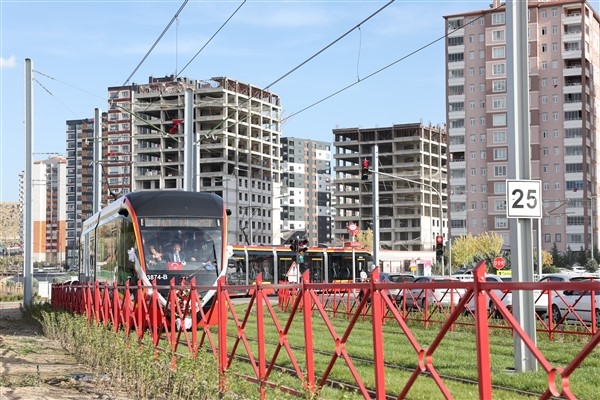 Talas Mevlana Cumhuriyet Meydanı Tramvay Hattı hizmete başladı