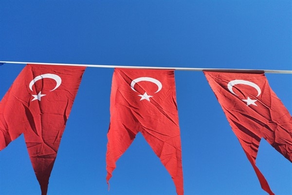 Bakan Tekin, 1. Meclis'te çocuklarla bir araya geldi