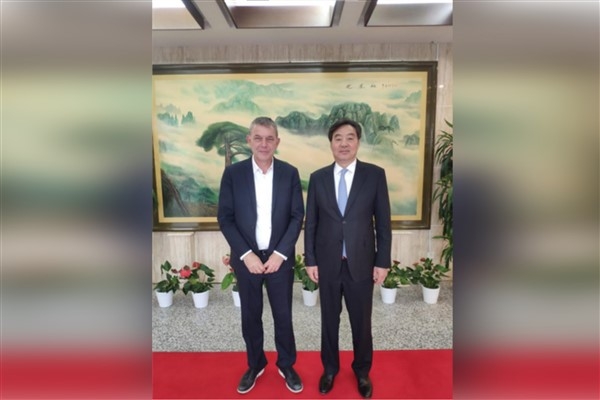 Çin'in Ortadoğu özel elçisi, UNRWA genel komiseriyle görüştü