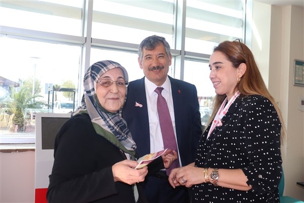 Prof. Dr. Uzunköy: “Farkındalık sayesinde meme kanseri önlenebilir”