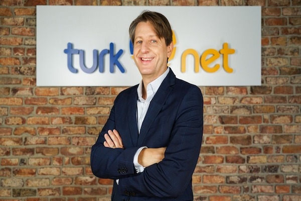 TurkNet'ten yeni fırsat: 12 ay boyunca sabit fiyat, dilediğinizde iptal özgürlüğü