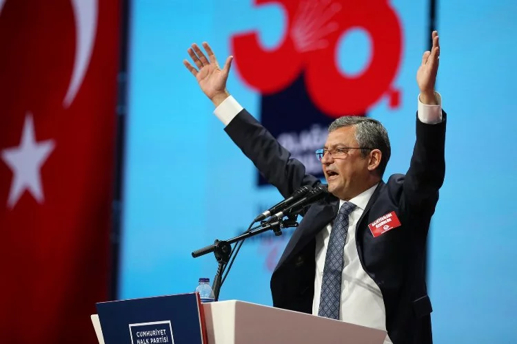 CHP'nin 8'inci Genel Başkanı Özgür Özel oldu