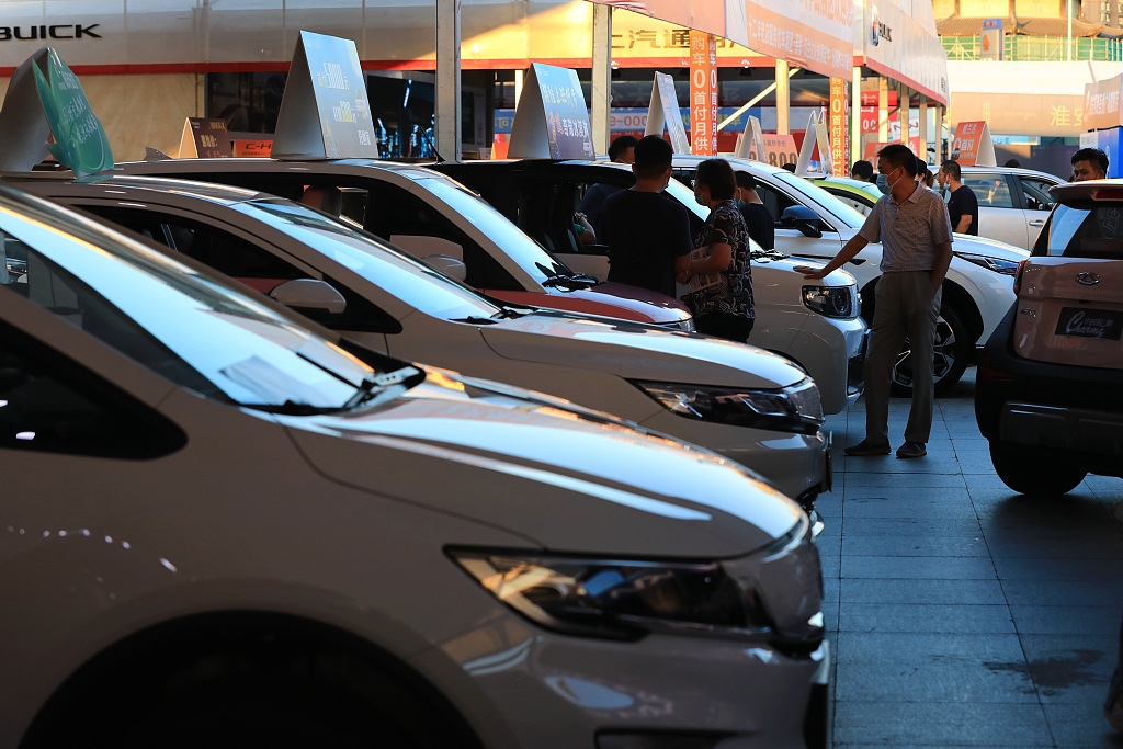 Çin’de 9 ayda 7 milyon 280 bin elektrikli araç satıldı