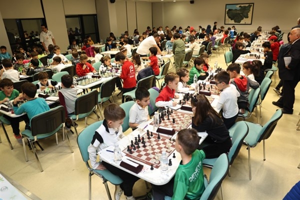 Nilüfer'de Satranç Turnuvası başladı