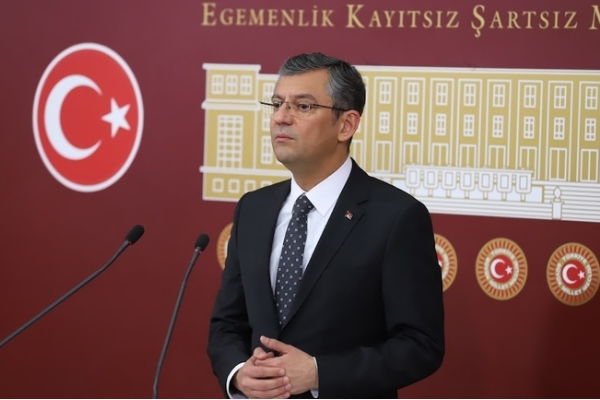 CHP Genel Başkanı Özel: “Erdoğan'a karşı devleti, düzeni, hukuku savunuyorum”