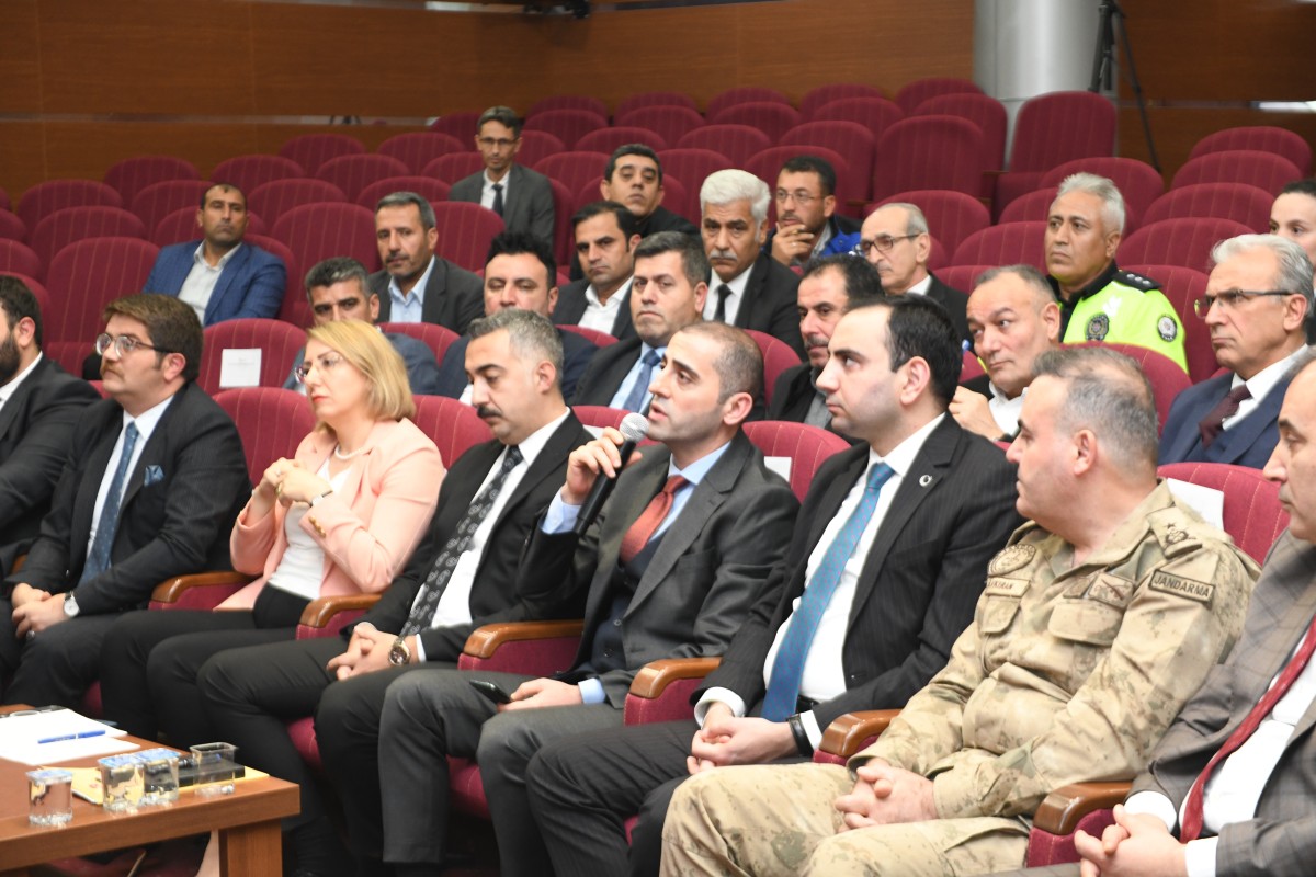 KIŞ TRAFİK TEDBİRLERİ DEĞERLENDİRİLDİ