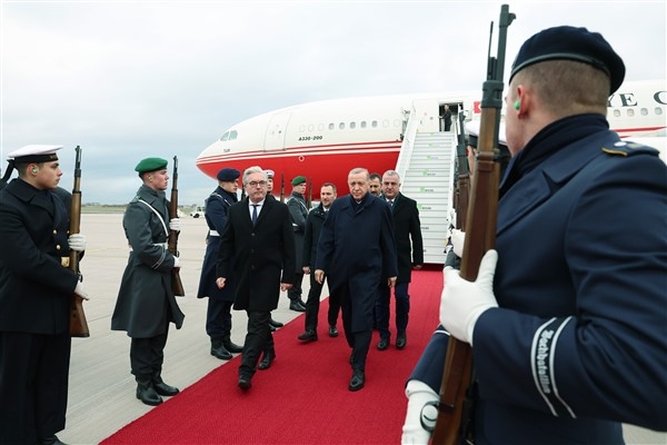 Cumhurbaşkanı Erdoğan, Berlin'e ulaştı
