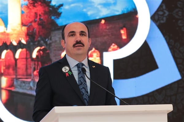 UCLG Başkanı Altay: “İsrail acımasız bir soykırıma imza atıyor”