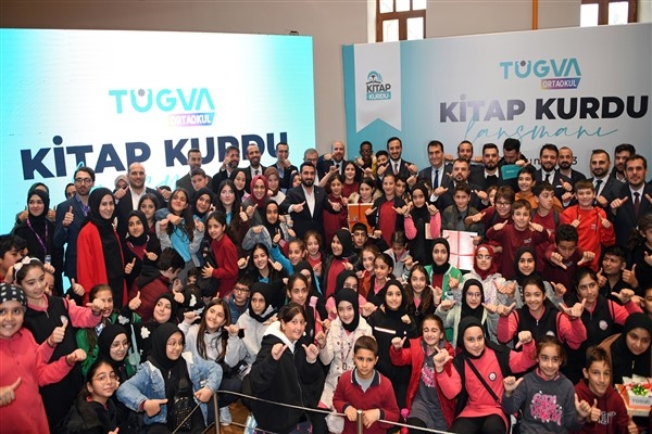 Başkan Dündar, TÜGVA’nın etkinliğinde öğrencilerle buluştu