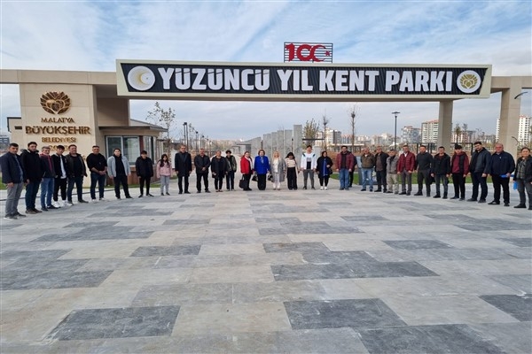 Büyük Türk Dünyası Federasyonu Derneği ve ülkü ocakları büyükşehirin yatırımlarını gezdi