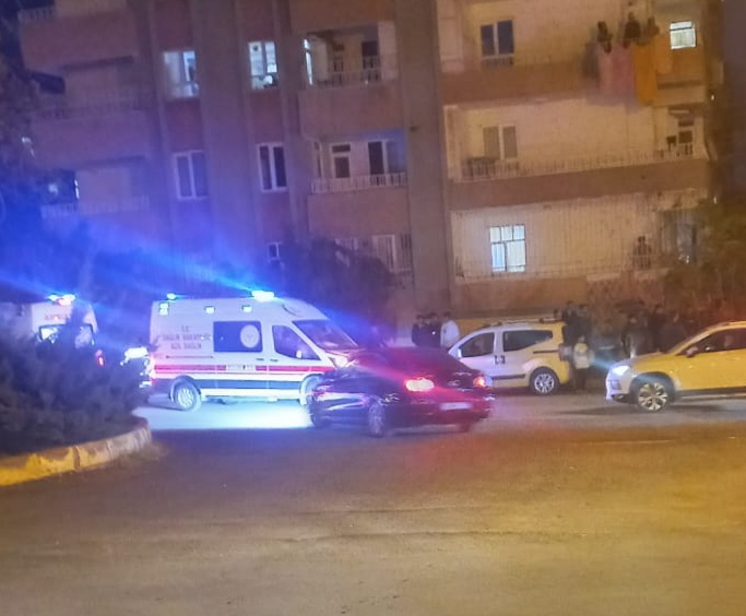Şanlıurfa'da iki grup arasındaki silahlı kavgada 4 kişi yaralandı