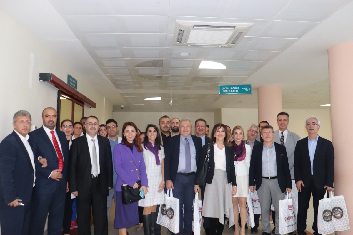 Harran Üniversitesi Hastanesi Yenidoğan Ünitesinde De Bölgenin Umudu Oluyor