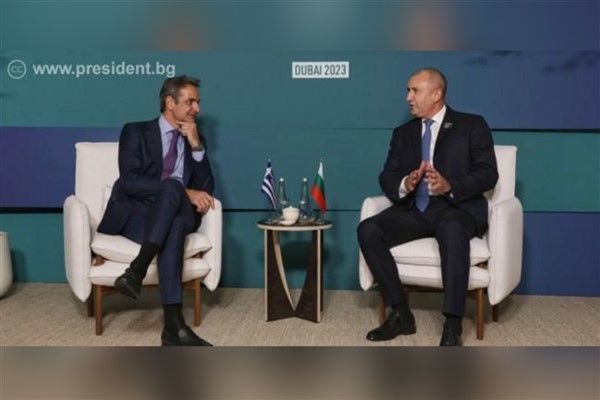 Bulgaristan Cumhurbaşkanı Radev, Yunanistan Başbakanı Mitsotakis ile görüştü