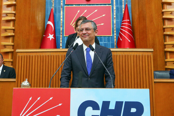 CHP Genel Başkanı Özel: ″Geleceğimizi gençlerimizle birlikte kuracağız!″