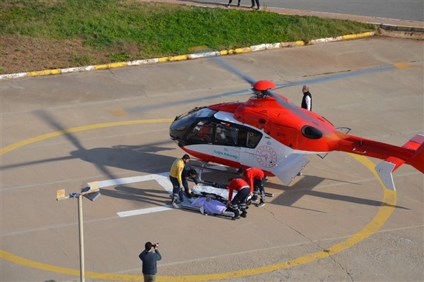 Şırnak'taki hasta ambulans helikopterle Şanlıurfa'ya nakledildi