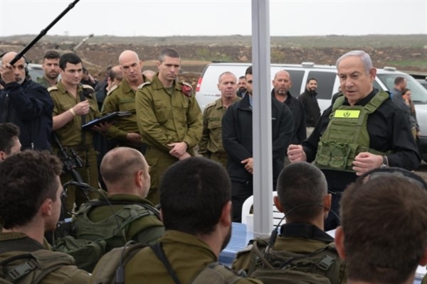 Netanyahu,  IDF Kuzey Komutanlığı Karargahı'nda değerlendirme toplantısı düzenledi