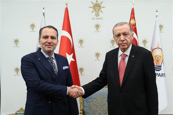 Cumhurbaşkanı Erdoğan, Yeniden Refah Partisi Genel Başkanı Erbakan'ı kabul etti