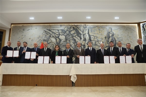 Aile akademisi için imzalar atıldı
