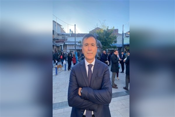 Karakülçe: &Prime;İzmir'e emek vermiş birinin liyakatine odaklanılması daha sağduyulu olur&Prime;