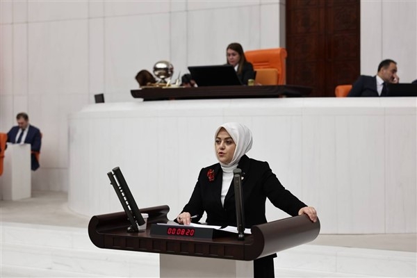Ün: &Prime;Toplum çöküş sürecine girdi ve bu durumun acilen ele alınması lazım&Prime;