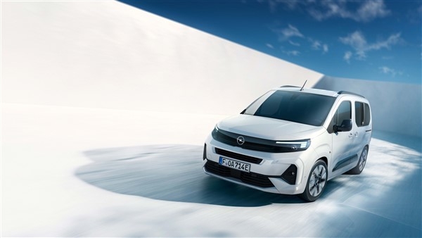 Yeni Opel Combo Elektrik ve Zafira Elektrik tanıtıldı