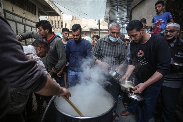 Lazzarini: “Gazze'deki insanlar bu savaşa kadar açlık yaşamamıştı”