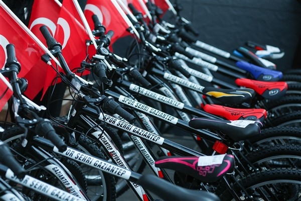 Gaziantep'te 40 bin öğretmene bisiklet ulaştırıldı