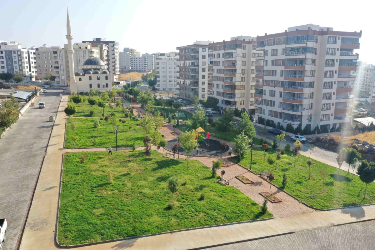 KARAKÖPRÜ'YE BİR YILDA 15 YENİ PARK KAZANDIRILDI