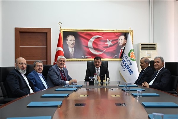 Başkan Gürkan: “Kızılayımızla çok yakın bir koordinasyon içerisindeyiz”