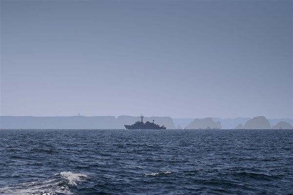 “Mayın avlama gemilerinin Türk boğazlarından Karadeniz’e geçişlerine izin verildi″ iddiası