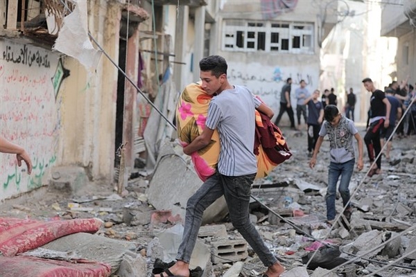 UNRWA: ″90 gün süren acımasız savaş, kitlesel yerinden edilme her gün devam ediyor″