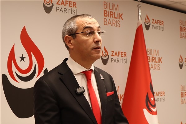 Zafer Partisi Sözcüsü Batur: “Atatürk, Türk düşmanlarına mezarından bile yeter”