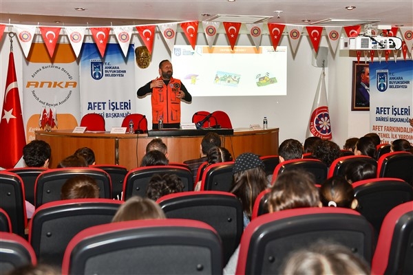 Ankara'da “Afet Farkındalık ve Temel İlk Yardım Eğitim Semineri” düzenlendi