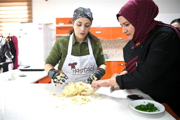 Malatya'da kadınlara yönelik pastacılık kursu
