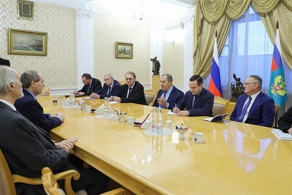 Rusya Dışişleri Bakanı Lavrov, Suriye Dışişleri Bakanı Mikdad ile bir araya geldi