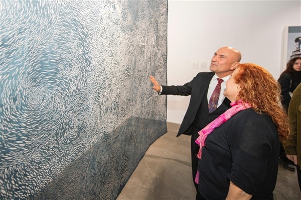 İzmir Akdeniz Bienali açıldı