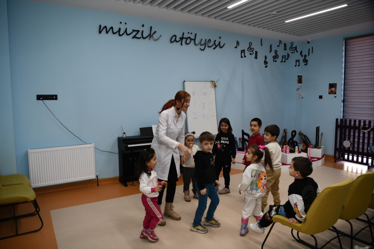 Kayseri Fuat Attaroğlu Çocuk Kütüphanesi ve Müzik Okulu'nda etkinlikler devam ediyor