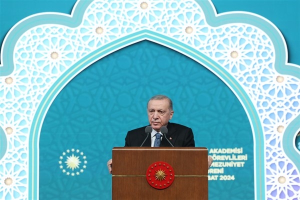 Cumhurbaşkanı Erdoğan: &Prime;Şeriata düşmanlık, esasında dininin bizatihi kendisine husumettir&Prime;
