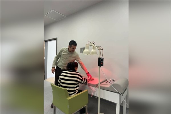 Hatay Defne Devlet Hastanesi’nin “fizik tedavi ve rehabilitasyon” ünitesi açıldı